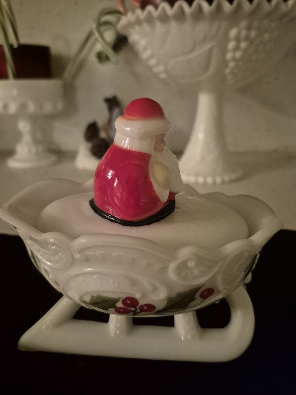 Vintage Westmoreland Milk Glass Christmas Bouquet & Holly Santa On Sleigh Candy