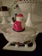 Vintage Westmoreland Milk Glass Christmas Bouquet & Holly Santa On Sleigh Candy