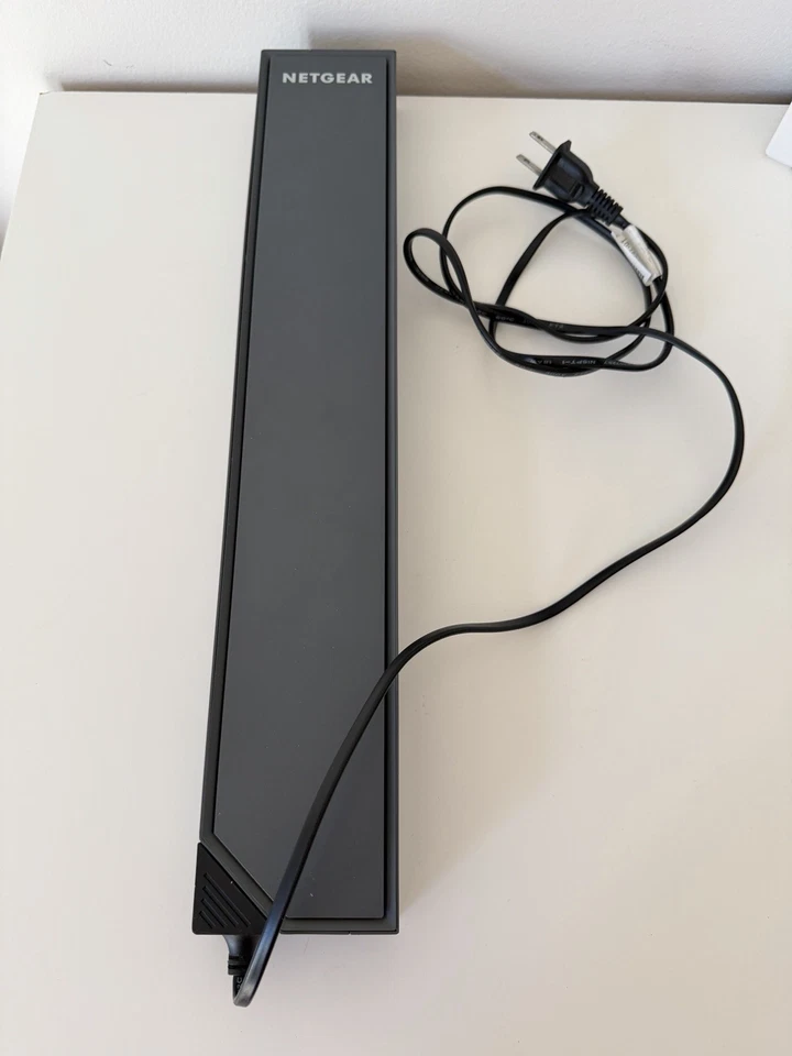 Netgear GSS116E Netgear ProSAFE GSS116E 16-Port Gigabit Click Switch -Inc VAT - Image 2 of 4