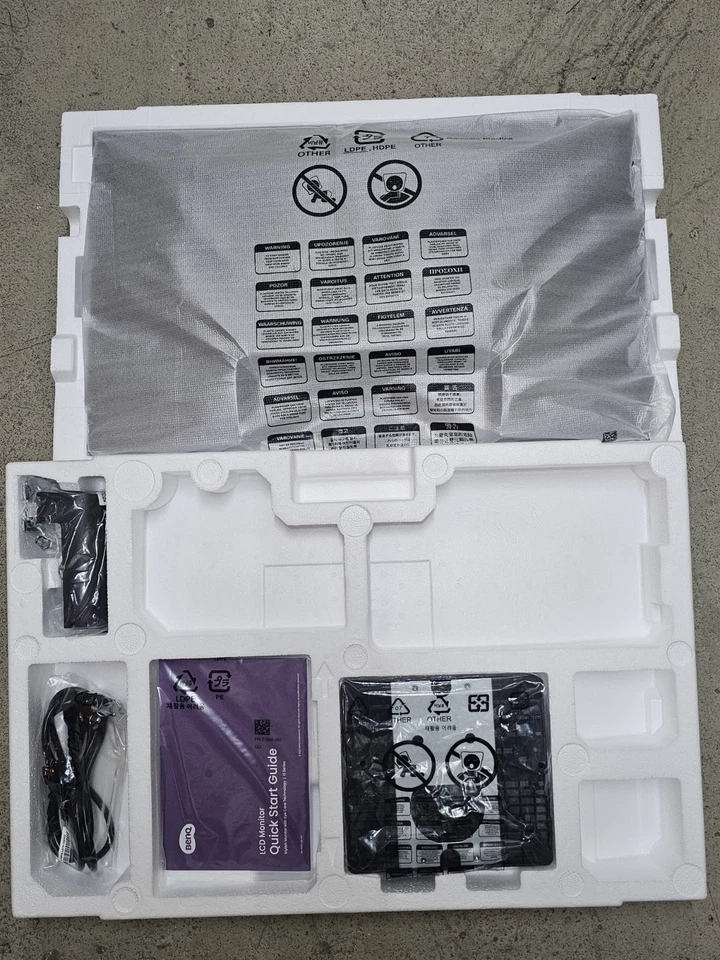 BenQ Stylish Monitor with Eye-care Technology 27 Zoll - Bild 2 von 3