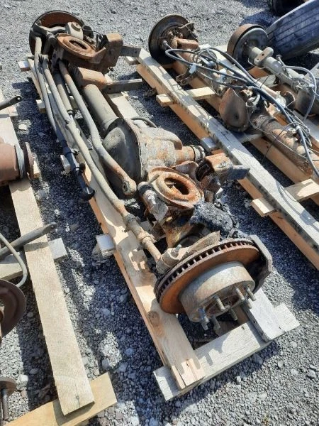 2006-2007 Dodge Ram 1500 Front Axle Mega Cab 3.73 Ratio Thru 3/18/07 OEM — 第 2/4 张图片