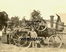 1900s MINNEAPOLIS MN STEAM FARM TRACTOR 8X10 PHOTO FARMER OIL CAN MACHINE WORKER