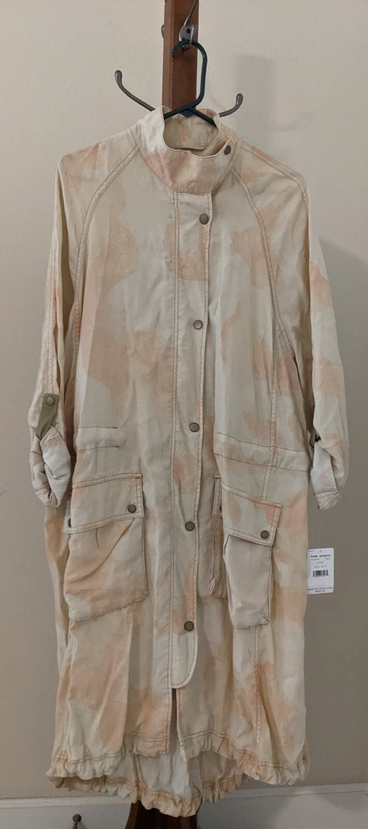 Cream top lightweight coat