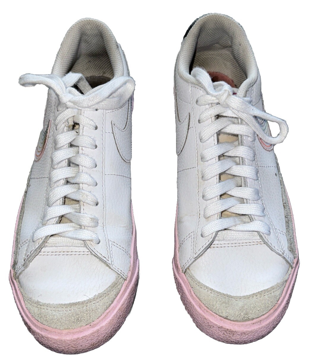 SAOLA Nike Blazer Low 77 Pride Rainbow DD3034 100 Sneakers Uomo 7.5 Donna 8.5