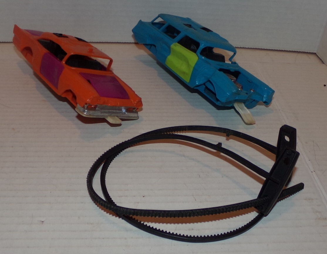 1971 VINTAGE KENNER SSP SMASH UP DERBY CARS 57 Chevy & Ford Parts + 2