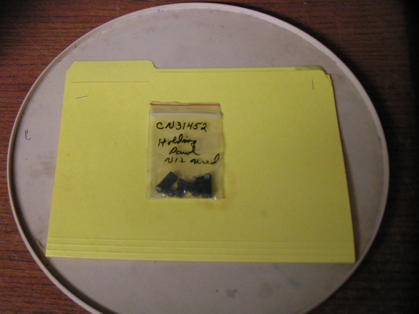 STANLEY-BOSTITCH PNUEMATIC TOOL HOLDING DOOR PAWL - OEM PART#CN31452 -USED PARTS