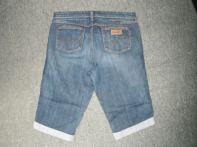 Short Jean Wrangler Jade Femme - Taille 34 - Longueur Jambe 15" - Délavé Bleu Foncé