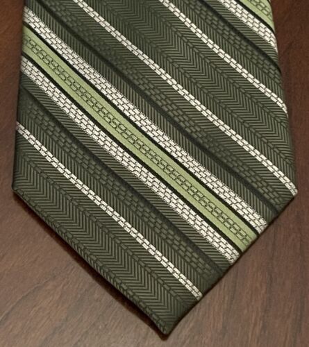 Laurant Bennet Milano Green 100% Polyester Men’s Neck Tie Made In China