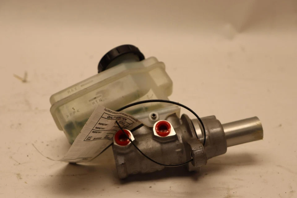 2009-2017 INFINITI FX35 FX37 FX50 QX70 POWER BRAKE MASTER CYLINDER W/ TANK OEM - Image 2 of 4