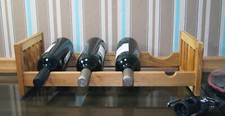 Weinregal aus Walnussholz für Sekt, Wein, Fl...