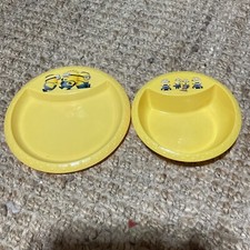 Minions baby bowl and plate, Universal Studios TM mark Zak designs Yellow