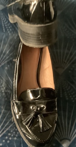 NEXT BLACK PATENT LEATHER SHOES LOW HEEL SIZE 5 U.K. - Picture 5 of 7