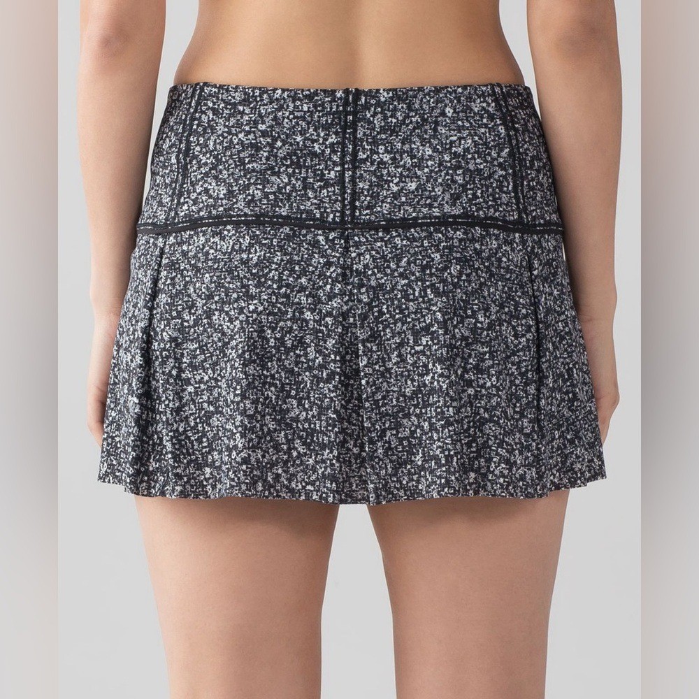Lululemon Lost In Pace Patterned Skort - image 3