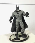 **Flaw** DC Batman Black and White Mini Statue Simon Bisley Limited Edition 4717