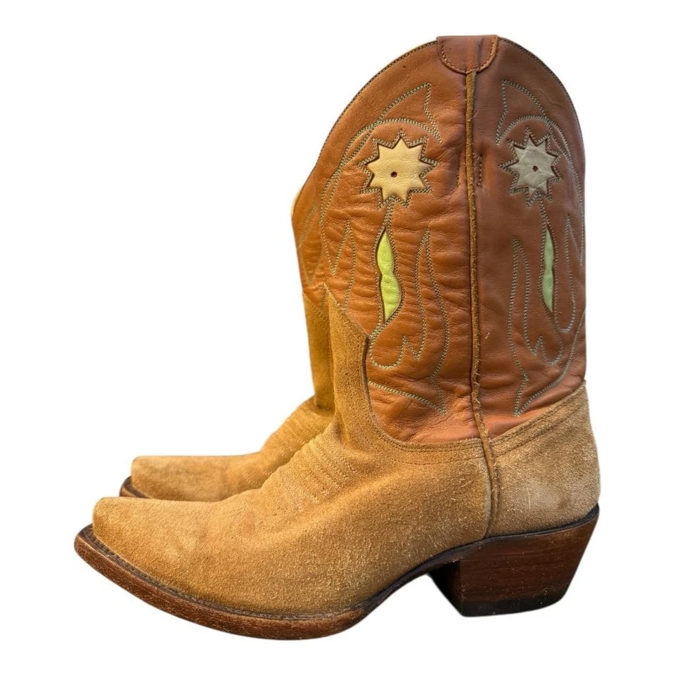 Bota de vaquero occidental vintage hecha a mano con incrustaciones de flores Sundance para mujer talla 5,5 Foto 2 de 4