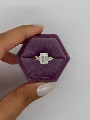 Unique Designed Lab Grown 3.00 Ct IGI certified E / VVS2 Emerald Cut Three Stone