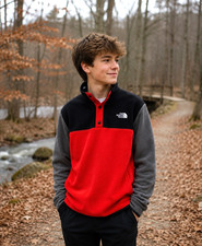 The North Face Boys XL 18/20 Red Black Gray Snap Fleece Pullover Jacket