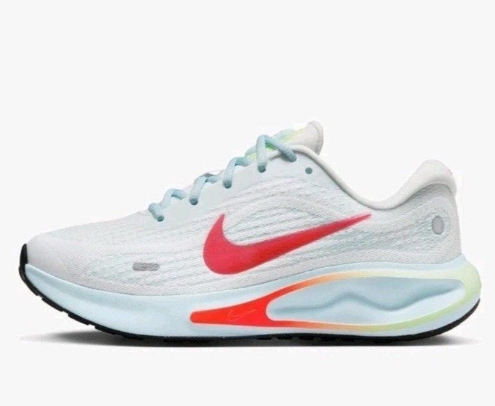 Nike Women's Journey Run Road Running Shoes Summit White Bright Crimson Sz. 9.5