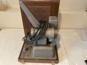 Revere S-16 16mm Sound Movie Projector w/ Case & Accessories