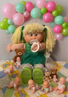 RARE VTG Cabbage Patch Kid Toddler Girl With Pacifier Lemon Hair Green Eyes 1988
