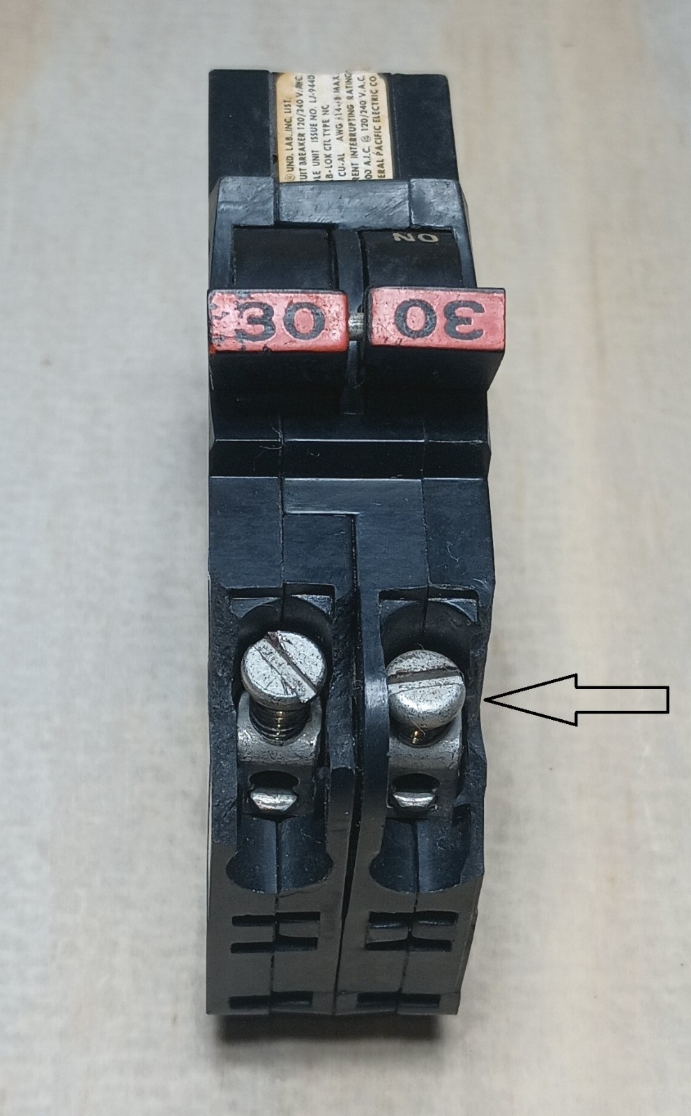 FPE NC230 30 Amp 230 Volt 2 Pole Circuit Breaker Chipped
