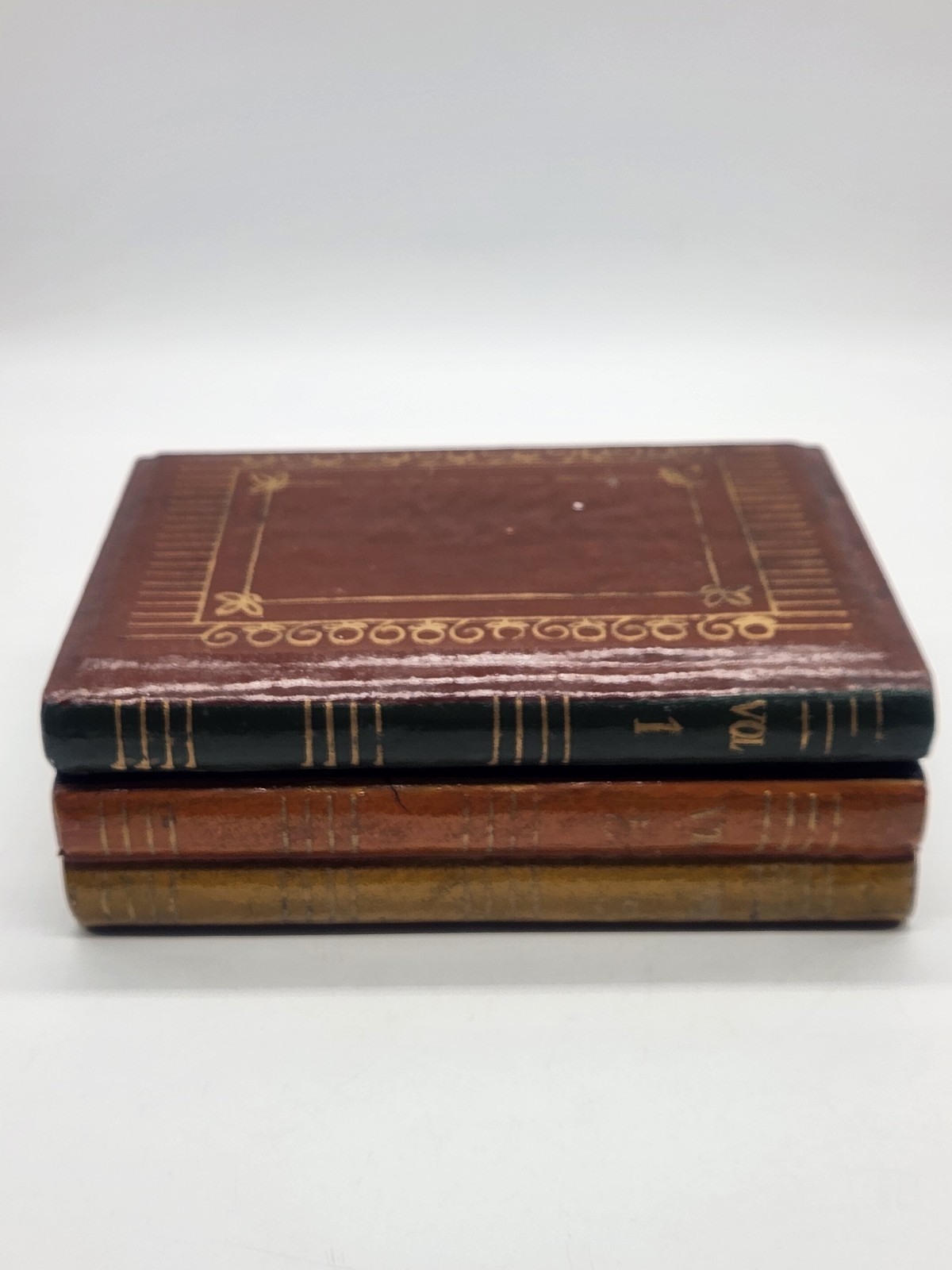 Vintage Silvestri Wooden Faux Book Stack Box Hidden Stash Book Shelf Decor