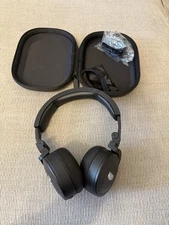 OEM Cadillac AKG A55BT Bluetooth Headphones with Case - GM Part 1942033