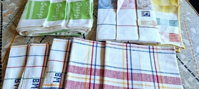 12 bunte  Küchentücher 60er - 90er  Jahre  unbenutzt ....