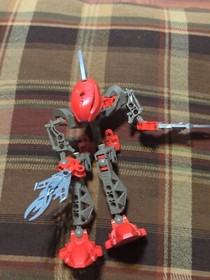 LEGO BIONICLE 8592 RAHKSHI TURAHK INCOMPLETE With CANNISTER Missing A Part