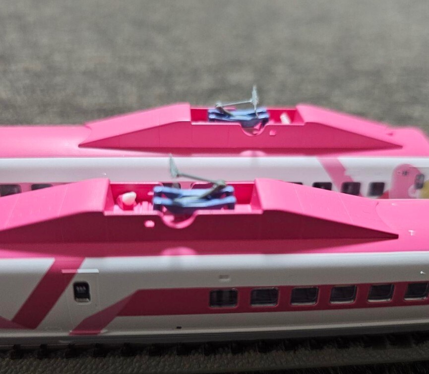 TOMIX 1/160 N Scale JR 500-7000 Series Hello Kitty