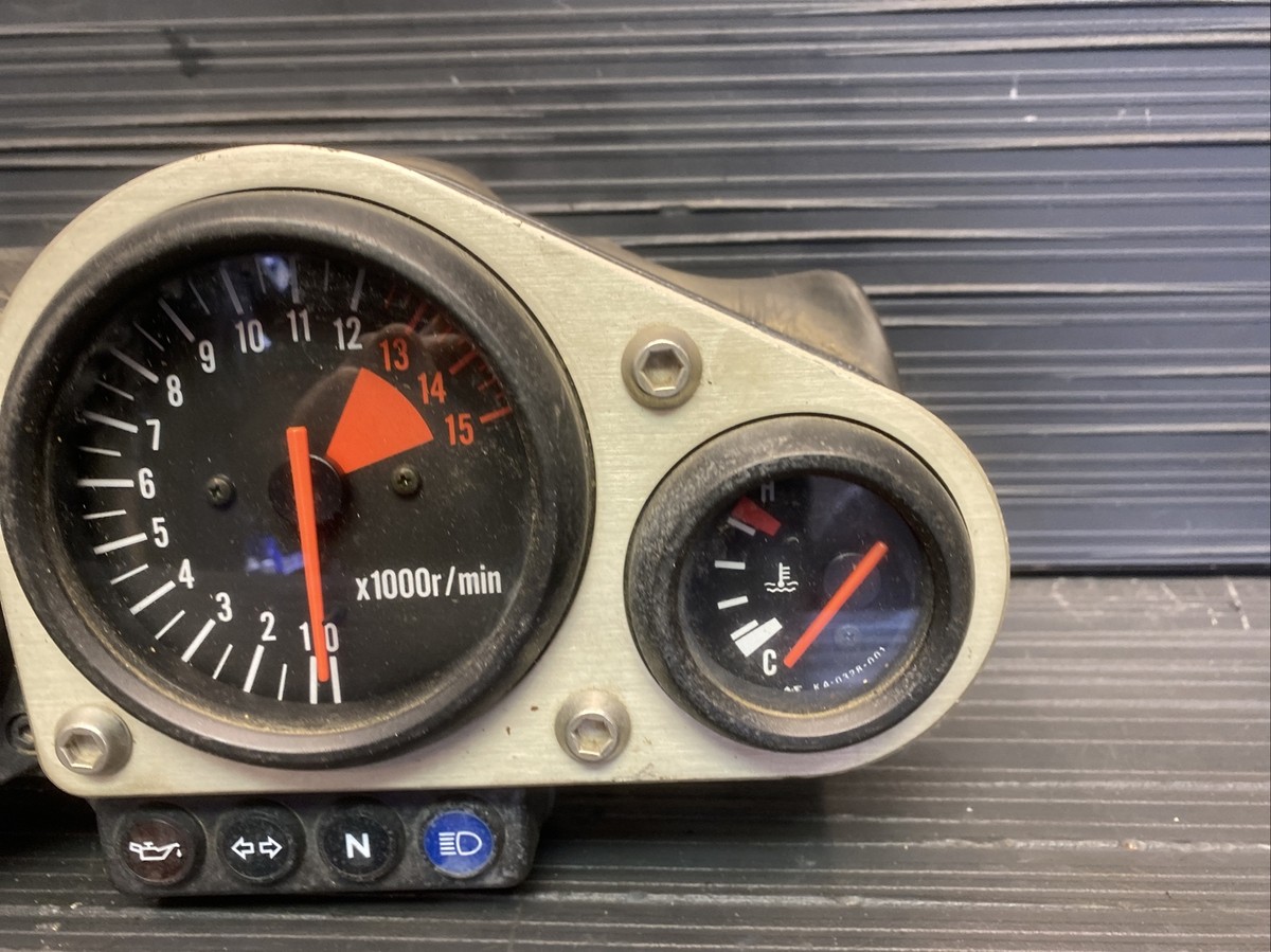 2000 Kawasaki Ninja ZX7R Gauges, speedometer, tachometer 2000 Kawasaki Ninja ZX7R Gauges, speedometer, tachometer