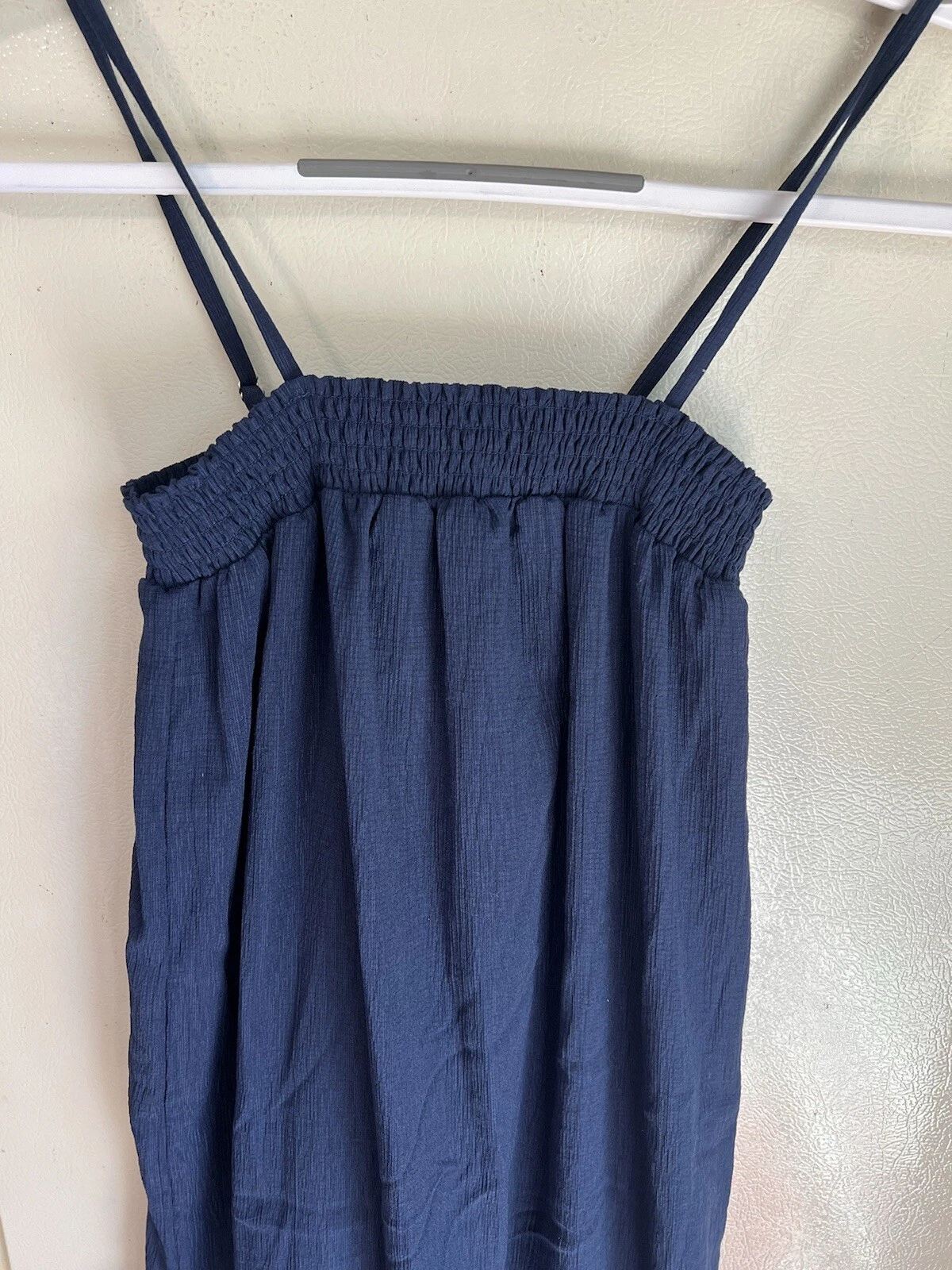 Abito Michael Kors a strati con volant e volant taglia XS blu navy nuovo con etichette $125