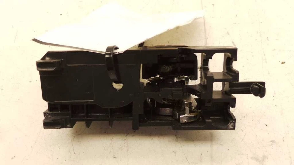 2008 SCION TC DRIVER SIDE FRONT INTERIOR DOOR HANDLE  - Image 4 of 4