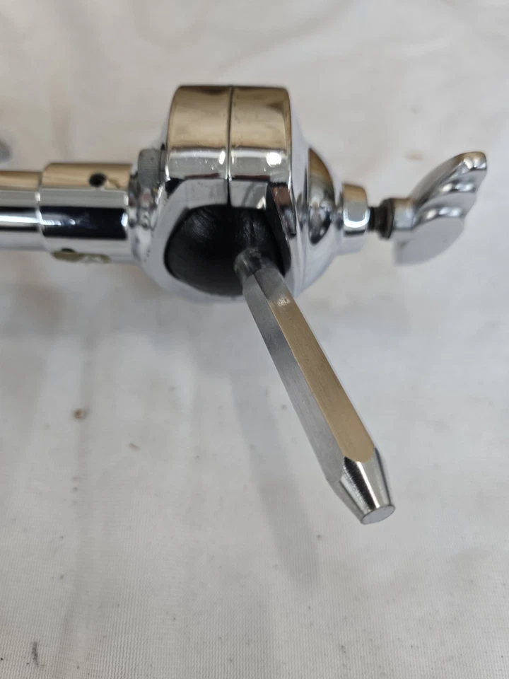 Yamaha TH945A Bass Drum Single Post 3 Hole Tom Holder With 1 CL945A Tom Mount - Image 4 of 4