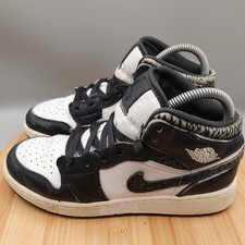 Nike Air Jordan 1 Mid SE Youth 5 Panda Elephant Sneakers Black White Lace Flaws
