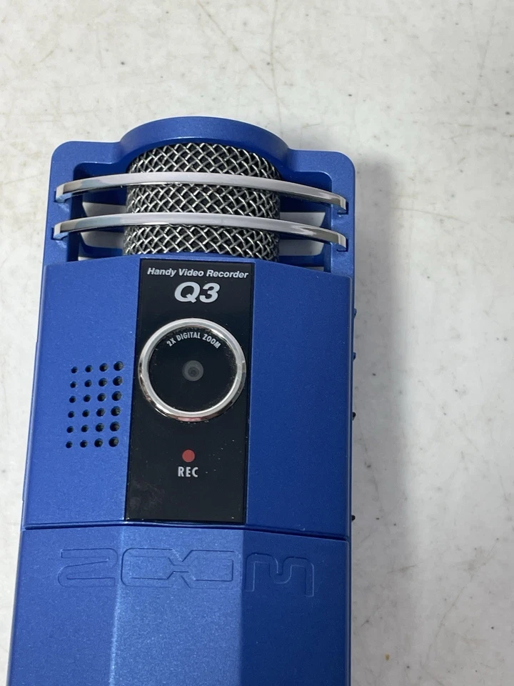 Zoom Q3 Handy Video Recorder Blue Pre owned - Working Tested - Image 2 of 4