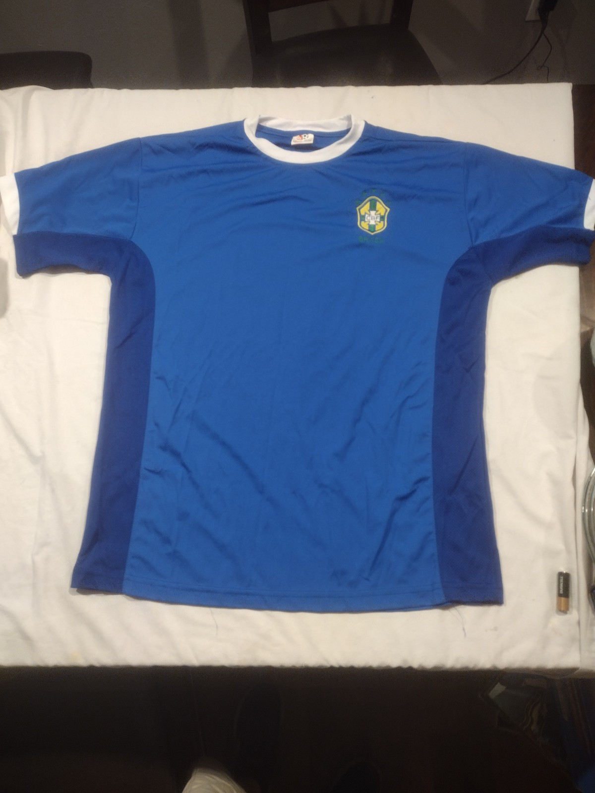 2006 World Cup Soccer Brasil #21 Genesis Jersey Size Large 