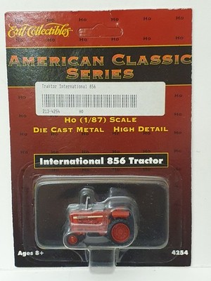 Ertl Collectibles Die Cast International 856 Tractor American Classic 1:87 / OVP