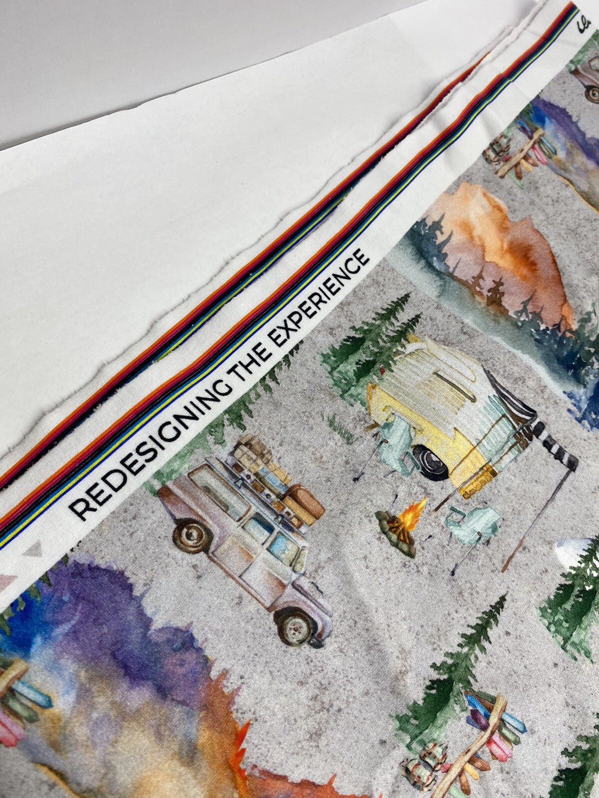 как выглядит BLENDED THREAD FABRIC MATERIAL CAMPER RV TRAVEL DESIGN redesigning the Experienc фото