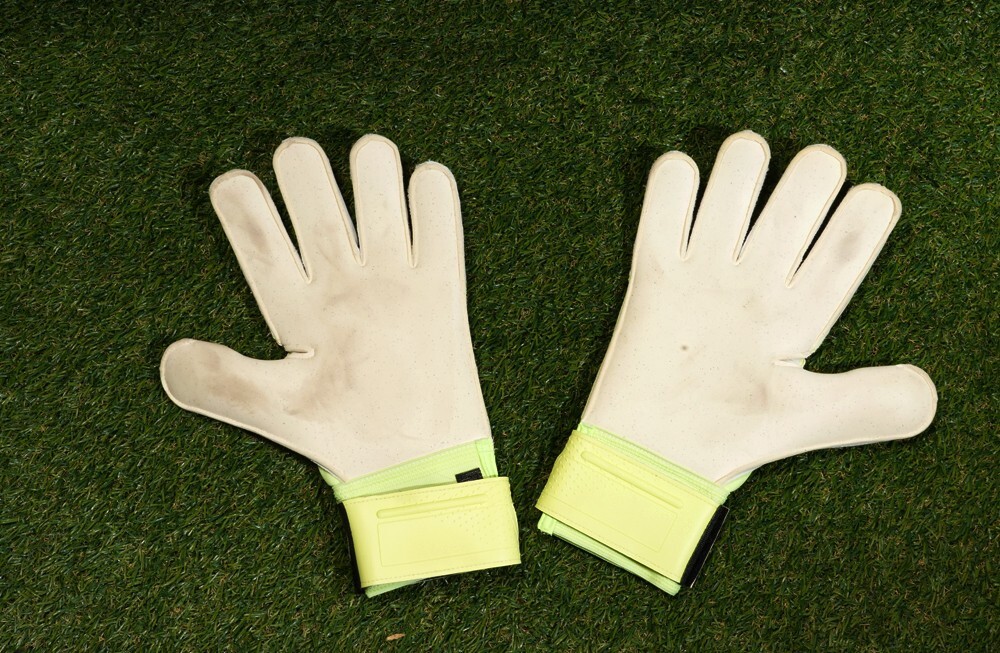 Italy Goalkeeper Gloves Buffon Torwarthandschuhe BUFFON GIANLUIGI