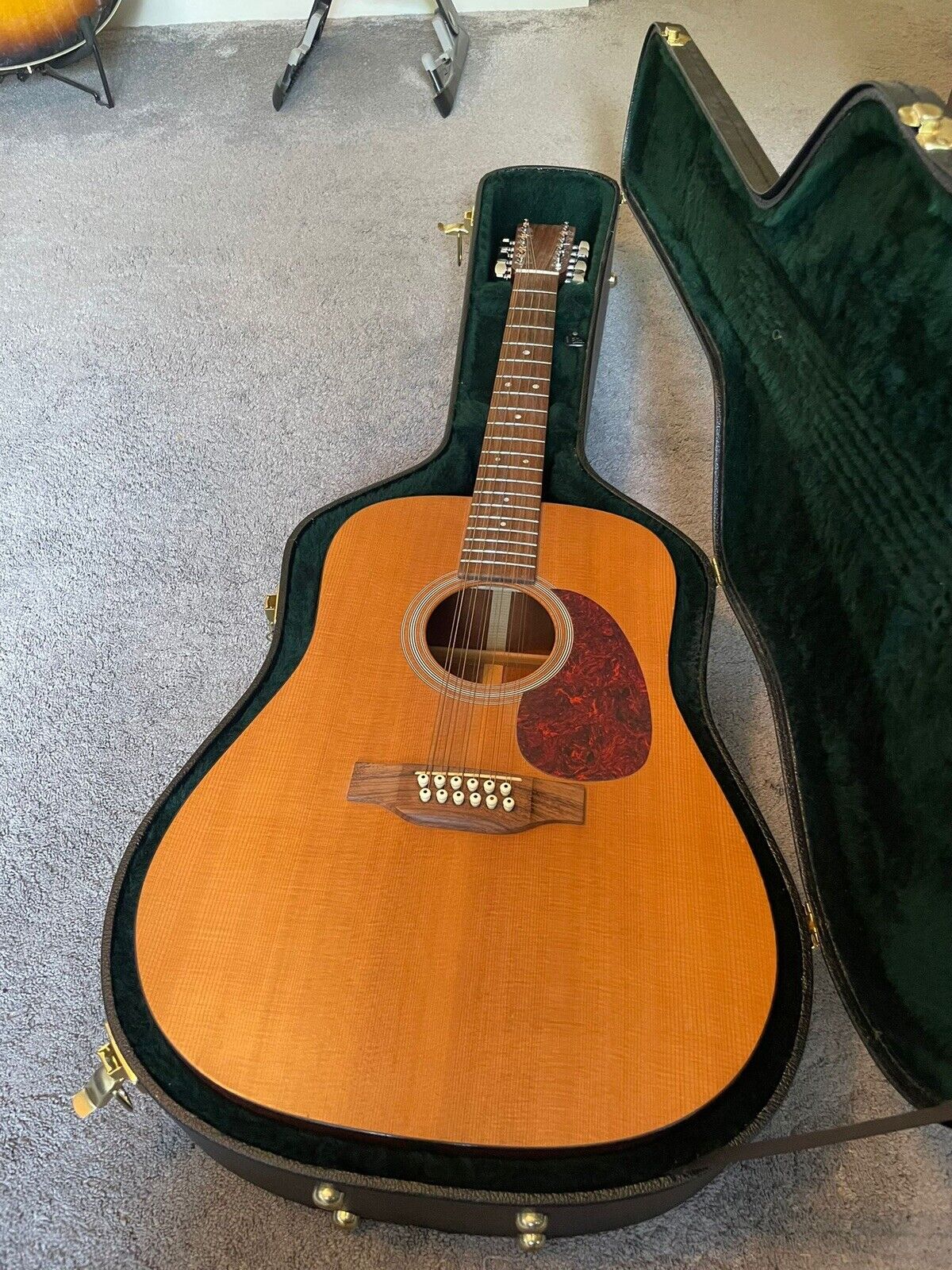 Martin D12 - 01 ELECTRO- Acoustic 12 string 1998 STUNNING TONE! With H/CASE
