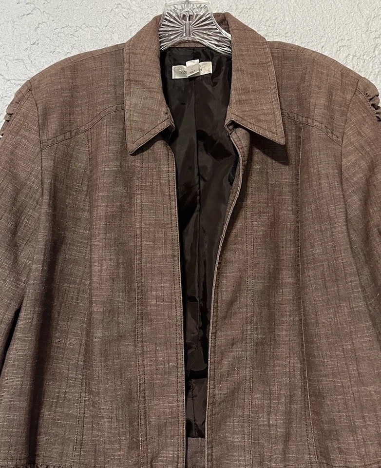 Mujer Grande Dressbarn Marrón Forrado Traje de Trabajo Chaqueta Blazer Frente Abierto Volantes Foto 2 de 4