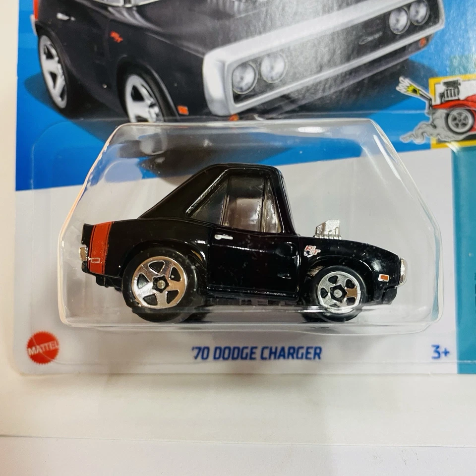 Dodge Charger Tooned bloque pequeño bloque tooned Hot Wheels 1:64 Mazda RX-3 J-Imports '70 Foto 3 de 4