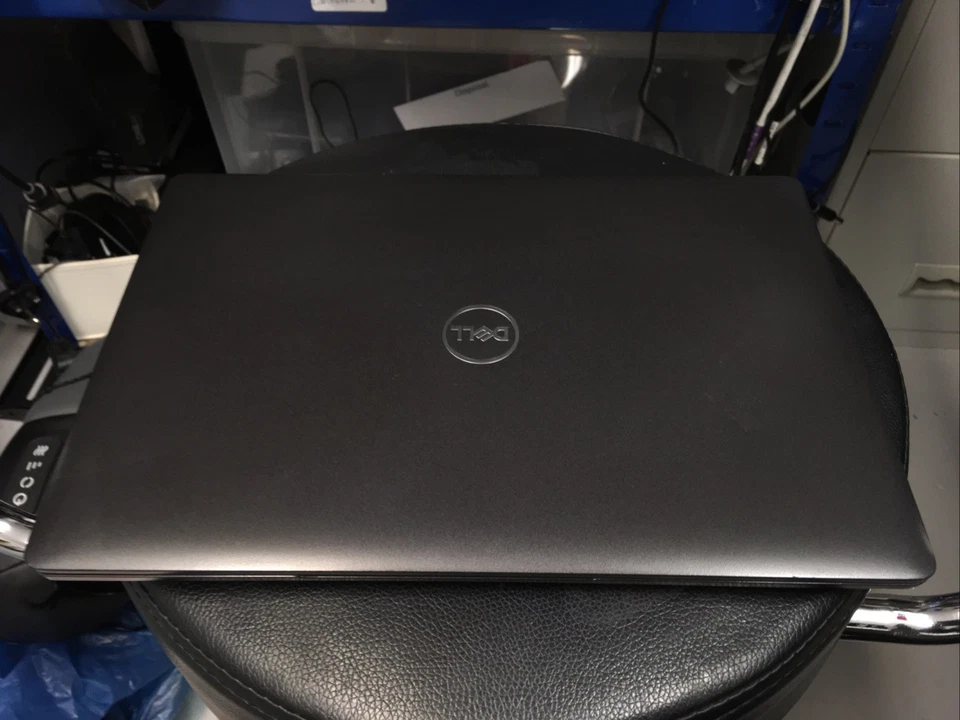 Dell Latitude 5300 · i5-8365U · 8GB · 256GB, photo 1 of 5