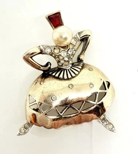 1947 TRIFARI Sterling Silver Tasha Russian Dancer Brooch Signed Vintage Jewelry