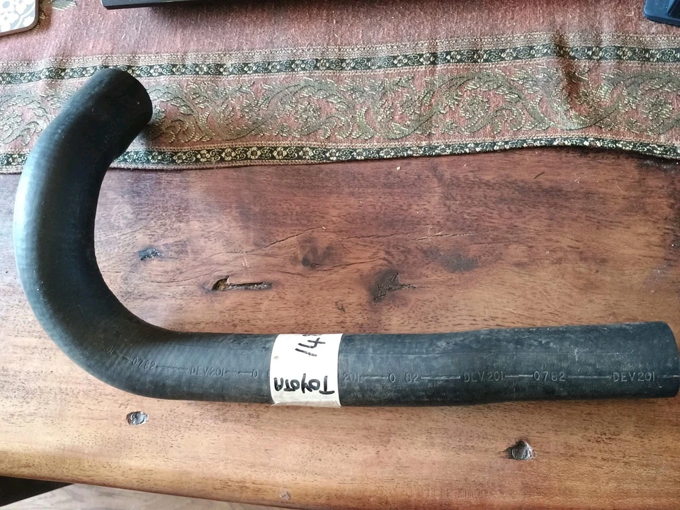 MANGUERA REFRIGERANTE RADIADOR INFERIOR - SE ADAPTA A: TOYOTA CRESSIDA RX30 RX35 (1977-81) Foto 4 de 4