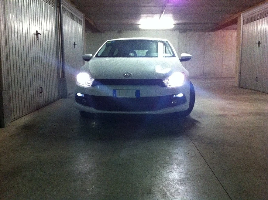 2 Lampade H3 55W Resa 90W Luce Effetto Xenon 6000K 12V HID STYLE Simoni Racing - Immagine 2 di 4