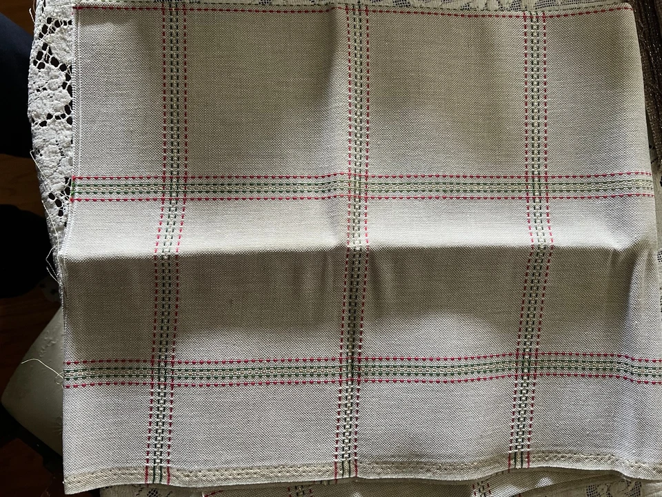 28 count Shenandoah- Christmas  Fabric- Size 55" by 33"- - Image 2 of 4