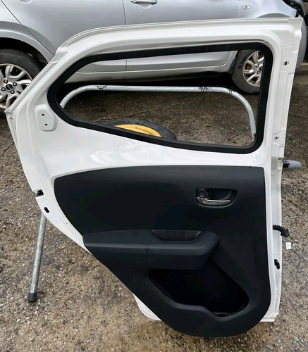 TÜRSCHALE HINTEN WEISS FÜR TOYOTA AYGO MK2 NS 2014-2021 BEIFAHRERSEITE - Bild 9 von 14