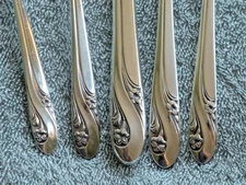ROMANCE - Holmes & Edwards Silverplate - Flatware / Silverware - 1952 - CHOICE